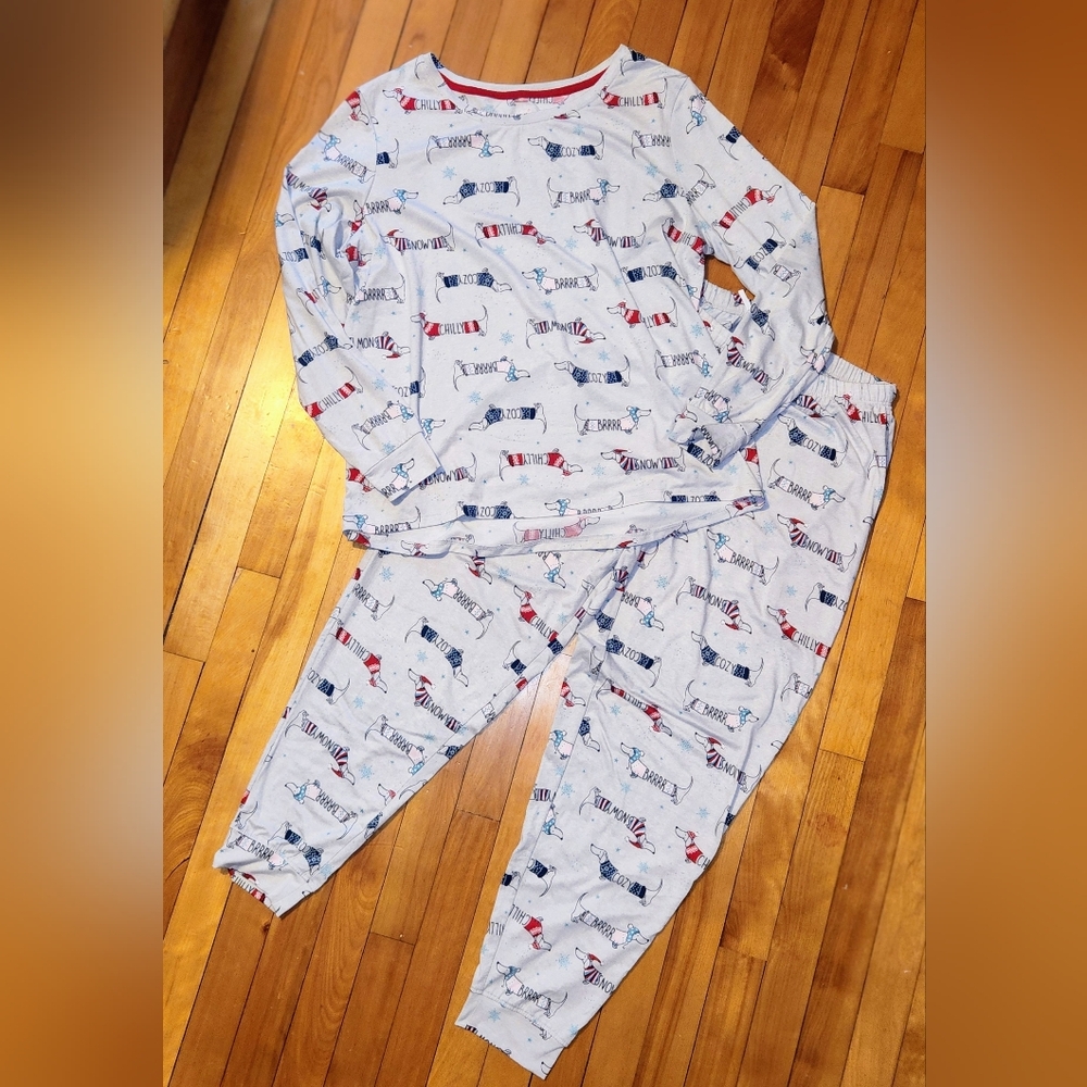 Long Sleeve Winter Dog Print Pajama Set - White with Red & Blue